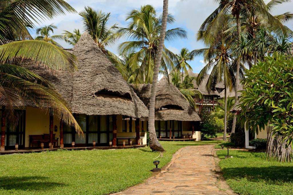 Ocean Paradise Resort & Spa Pwani Mchangani Room photo